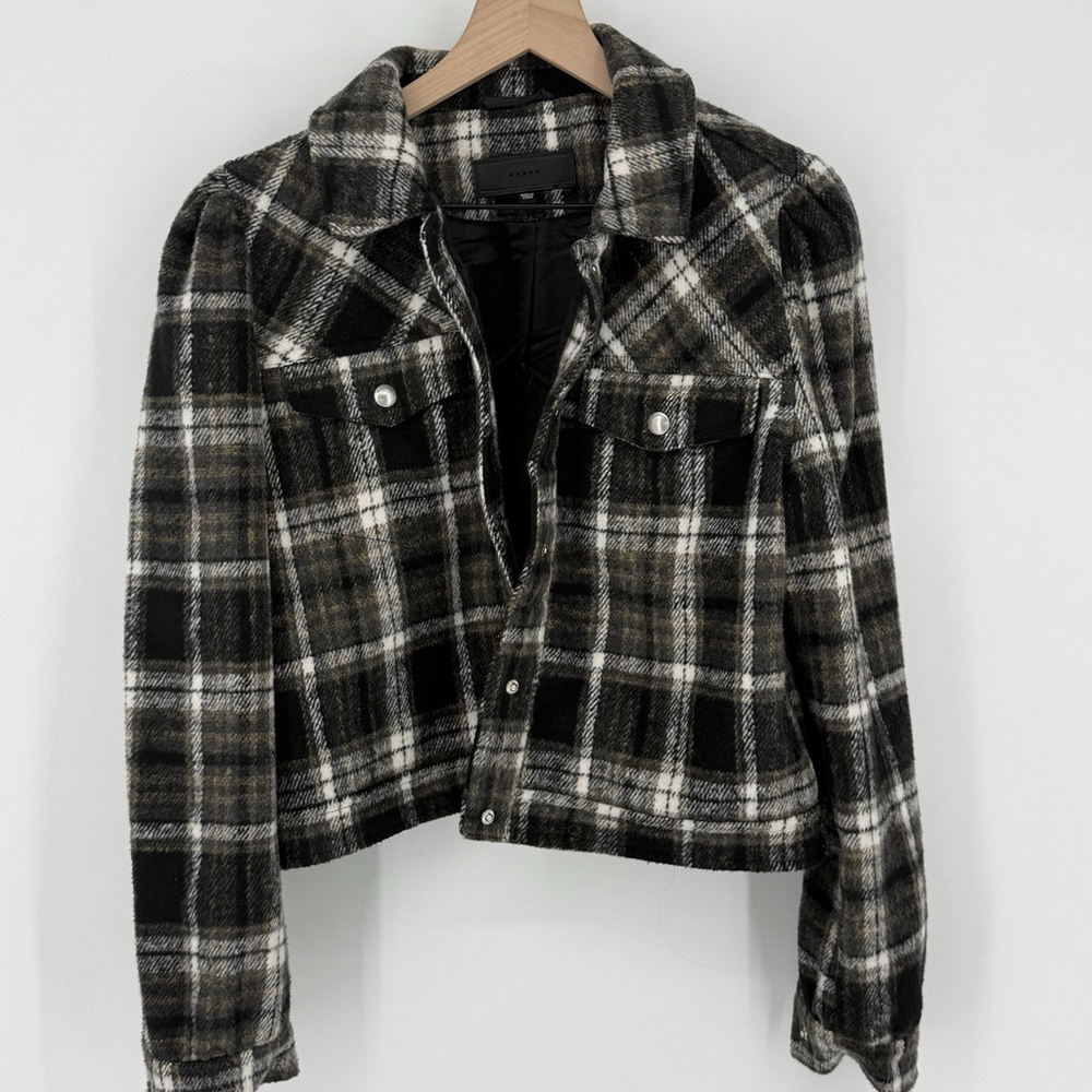 Blank NYC Flannel Plaid Short Jacket Snap Button Women’s Size Medium